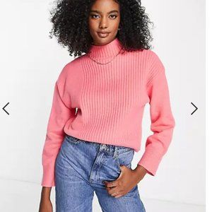 Front ribbed sweater in bright pink
